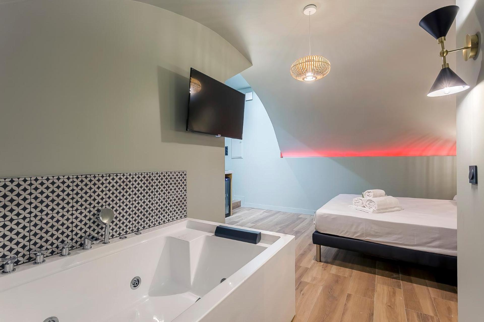 Suite Romantique Balneo Centre Lyon Exterior photo